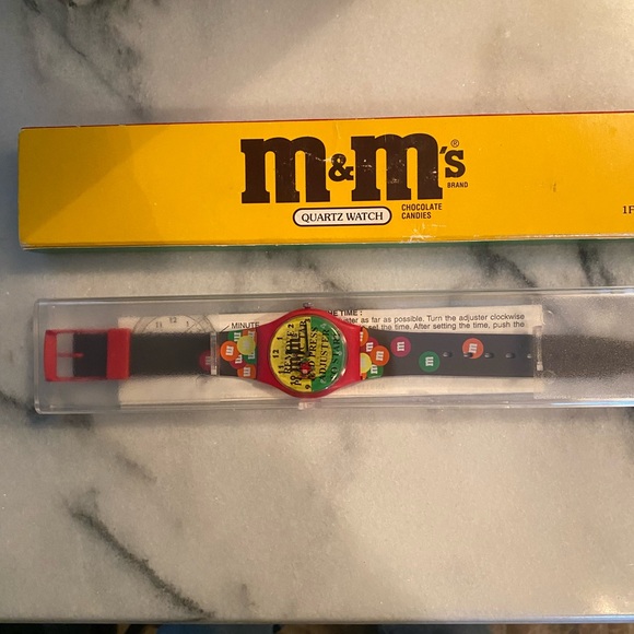 M&M Quartz Watch - Picture 1 of 4